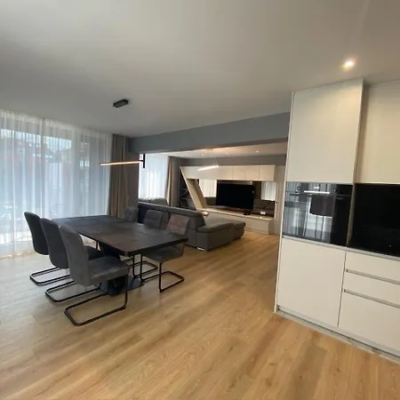 Gran Capital - Vodolei Park, Free Parking Szófia